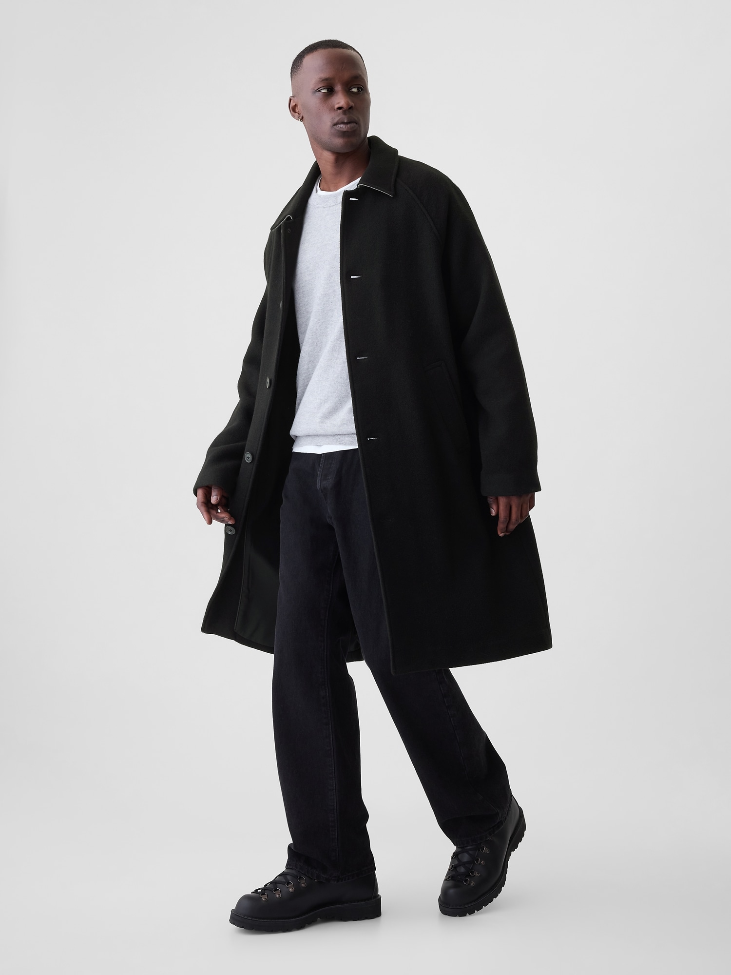 Men s Oversized Wool Blend Topcoat by Gap True Black Size Xs