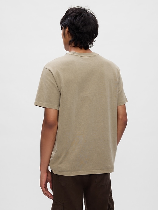 2 of 8 showing, with the color trigger brown of product Elvis Graphic T-Shirt