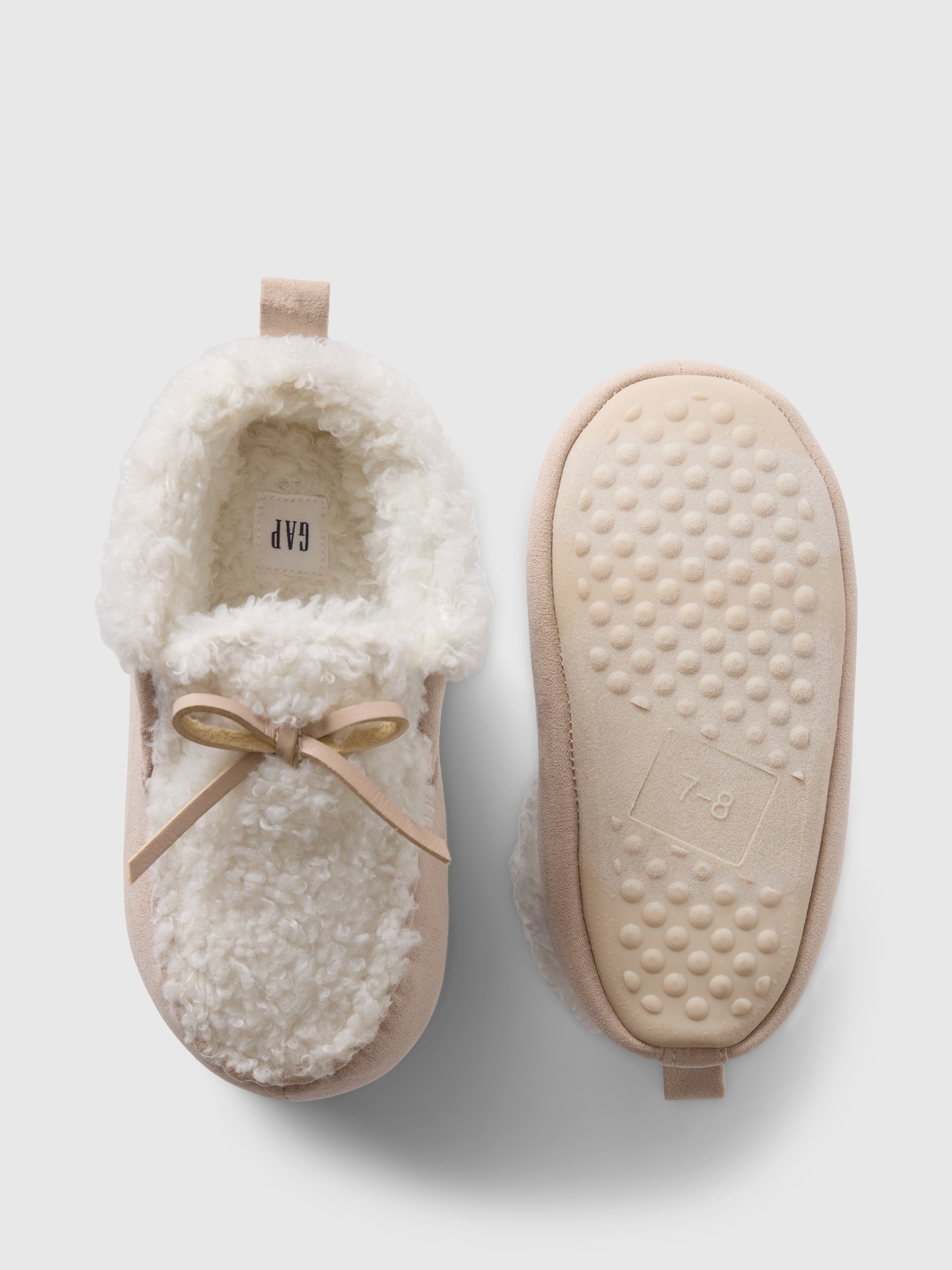 Gap slippers 2025