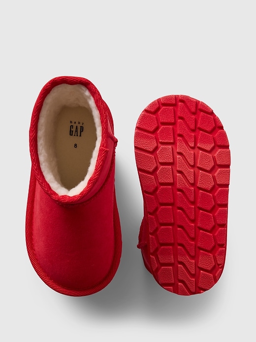 Image number 3 showing, Baby & Toddler Cozy Boots