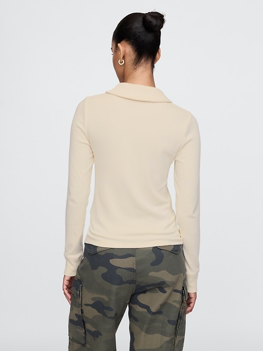 2 of 8 showing, with the color chino beige of product Modern Polo Crop Shirt