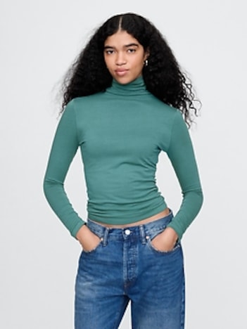 Featherweight Turtleneck