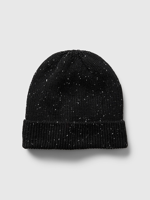 1 of 8 showing, with the color True black of product Donegal Beanie