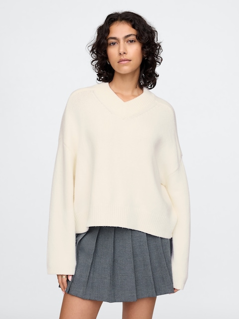 CashSoft Cropped High V-Neck Sweater