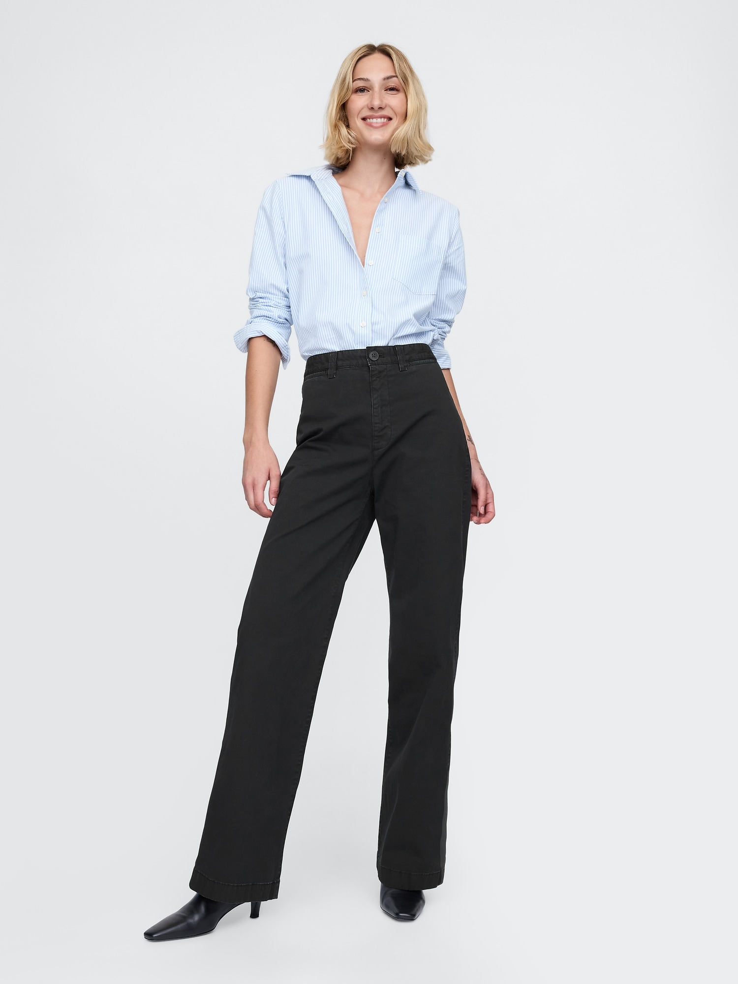 Gap High Rise Stride Wide-leg Khakis In Black