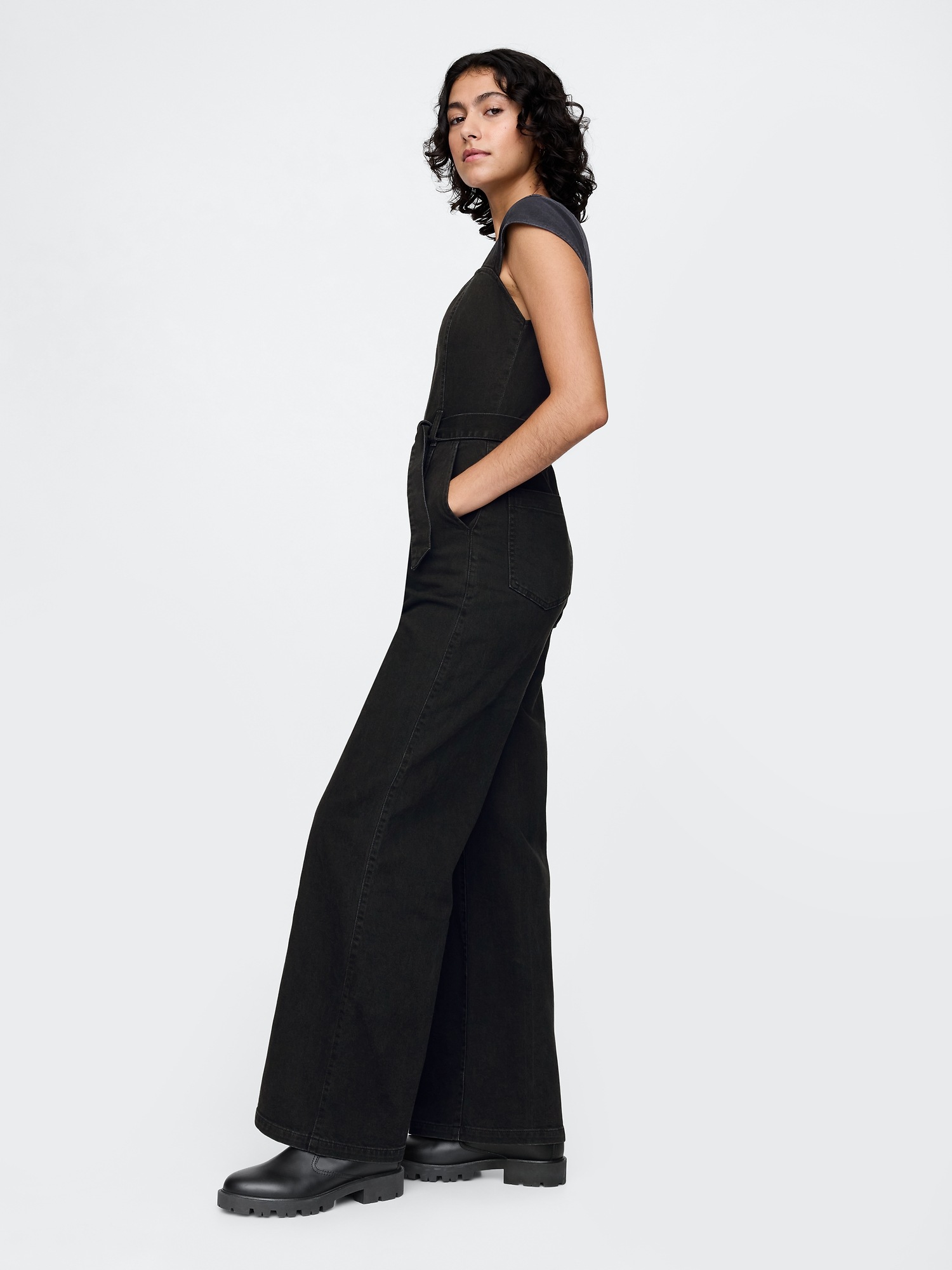 Женские комбинезоны Gap Belted Denim Jumpsuit — фото 2