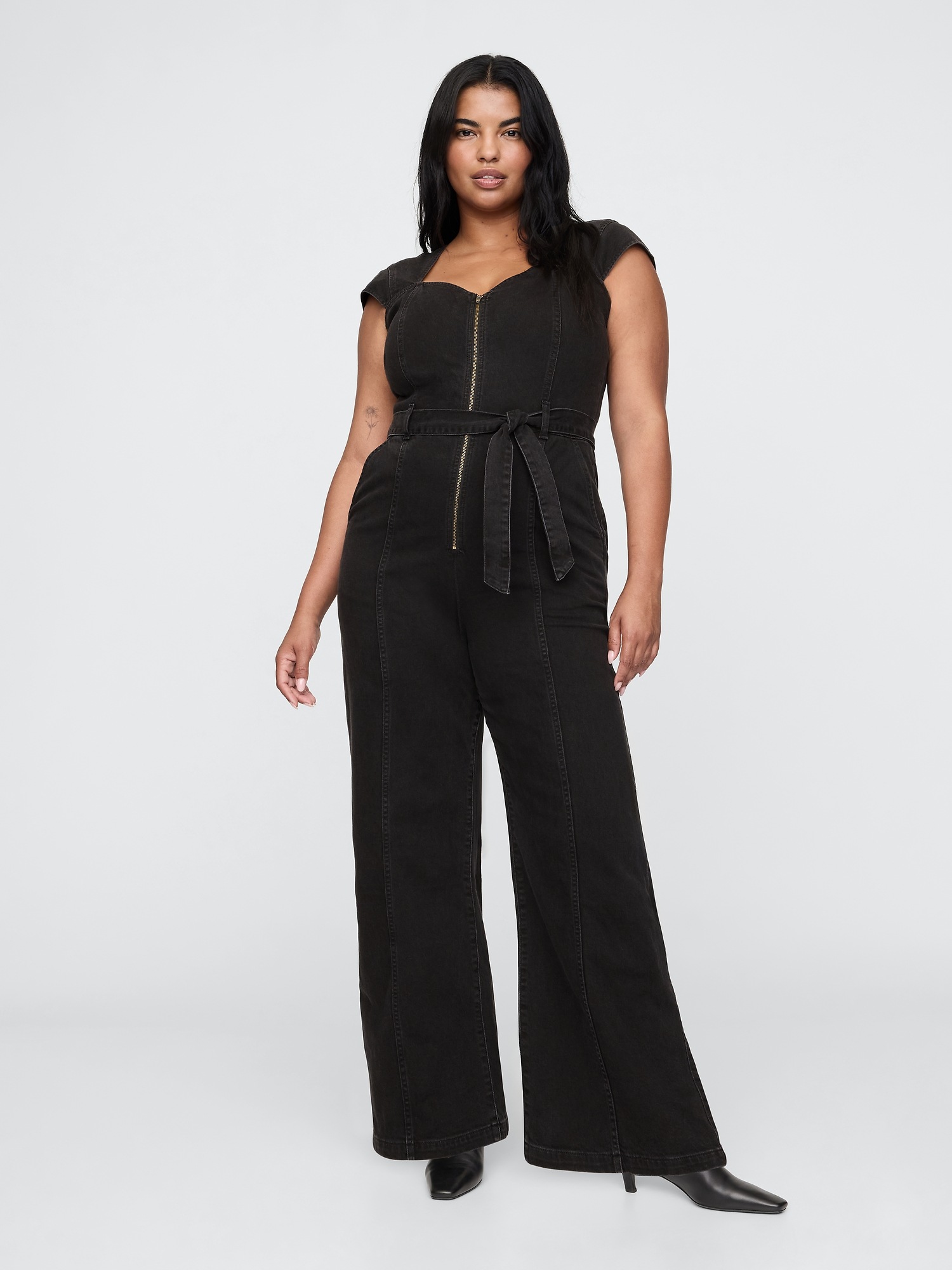 Женские комбинезоны Gap Belted Denim Jumpsuit — фото 4