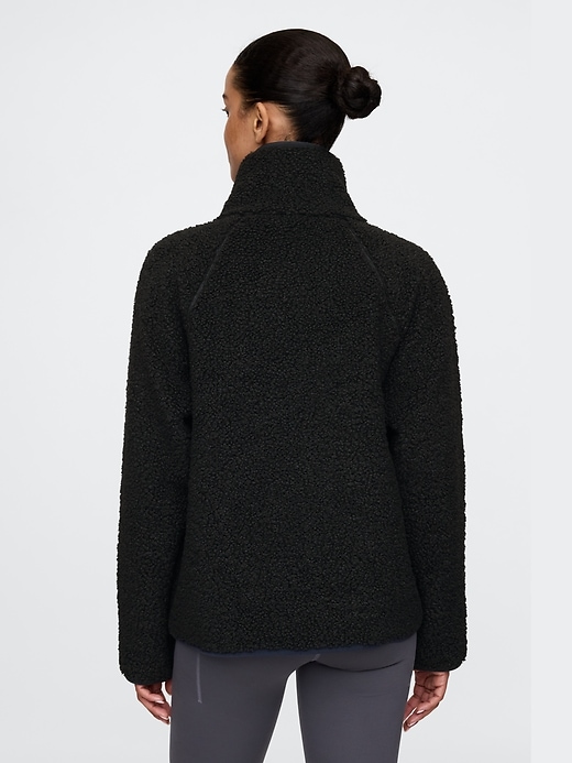 2 of 8 showing, with the color True black of product GapFit Oversized Sherpa Raglan Jacket