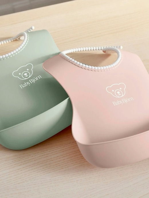 Image number 2 showing, BabyBjorn Baby Bib 2-pack