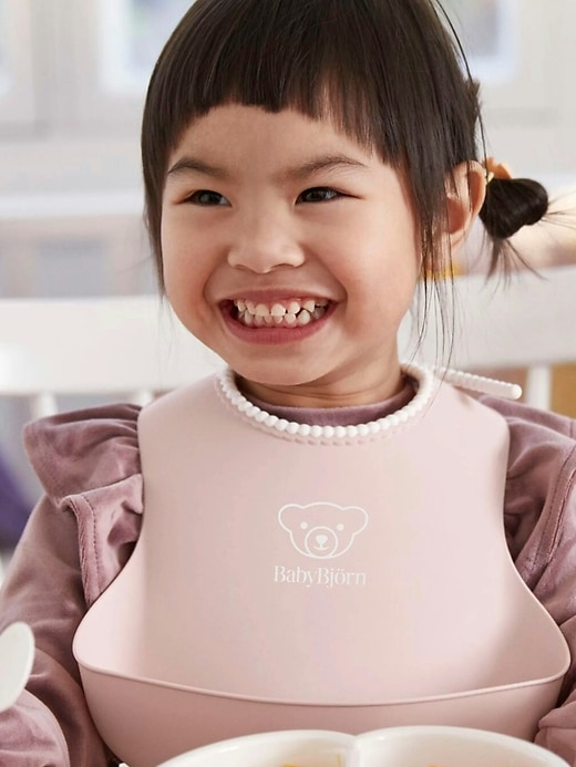 Image number 3 showing, BabyBjorn Baby Bib 2-pack