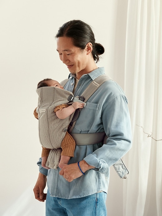 Image number 5 showing, BabyBjorn Baby 3D Mesh Mini Carrier