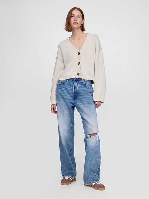 Image number 2 showing, 100% Cotton Cropped V-Neck Cardigan