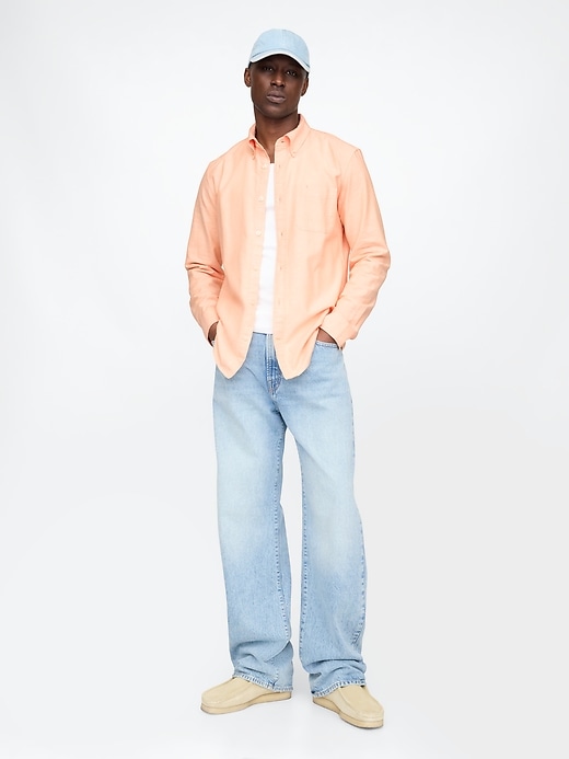 Image number 2 showing, Oxford Shirt in Classic Fit
