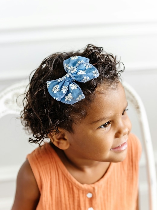 Image number 3 showing, The Aria Bow Clip Set