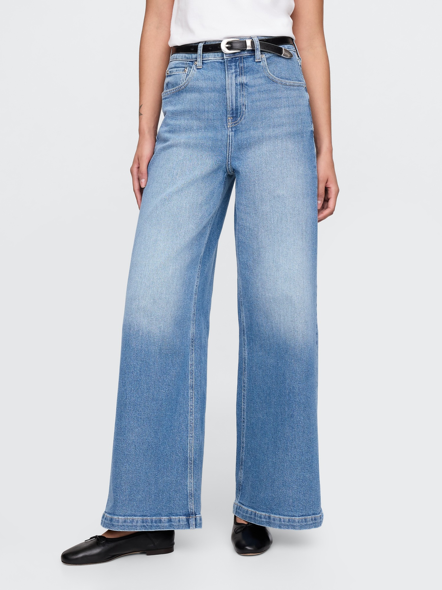 Женские джинсы Gap Extra High Rise Stride Wide-Leg, цвет: Светлый индиго — фото 2