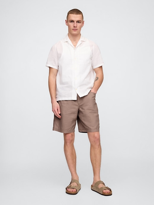 Image number 1 showing, 9" Linen-Cotton Easy Shorts