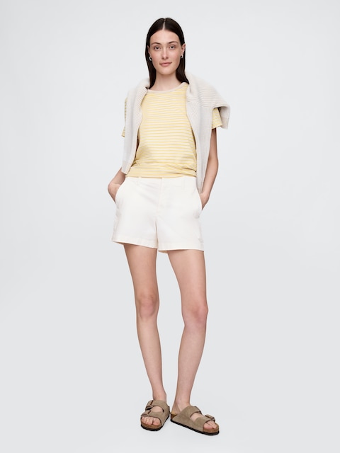 4" Downtown Khaki Shorts