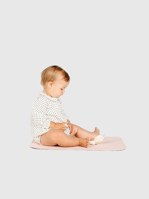 Image number 2 showing, Gathre Micro Changing Mat