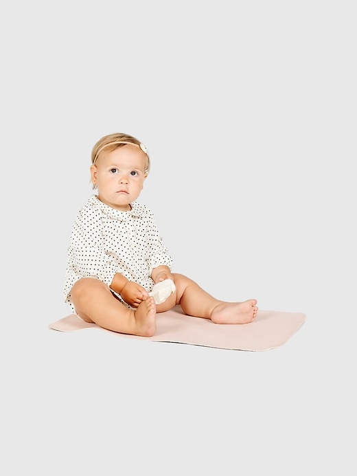 Image number 5 showing, Gathre Micro Changing Mat