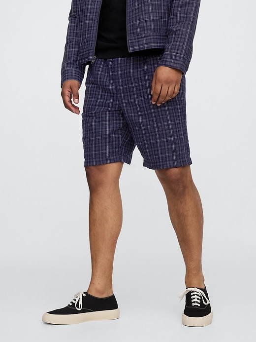 Image number 2 showing, 9" Linen-Cotton Easy Shorts
