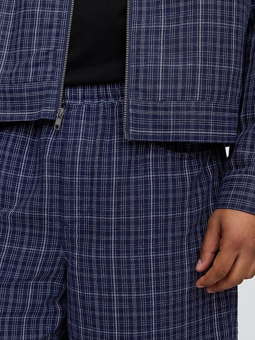 Image number 5 showing, 9" Linen-Cotton Easy Shorts