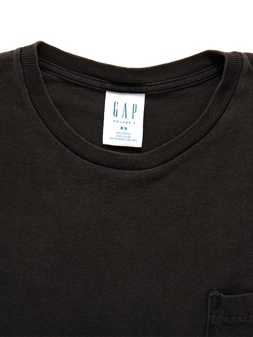 GapVintage Men's '90s Pocket T-Shirt | Gap