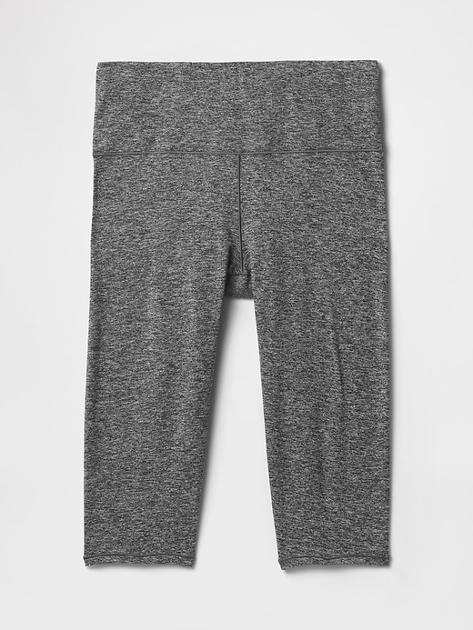 Image number 4 showing, GapFit Lightweight Brushed Jersey Cropped Leggings