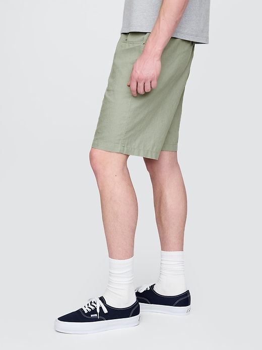 Image number 3 showing, 9" Linen-Cotton Easy Shorts
