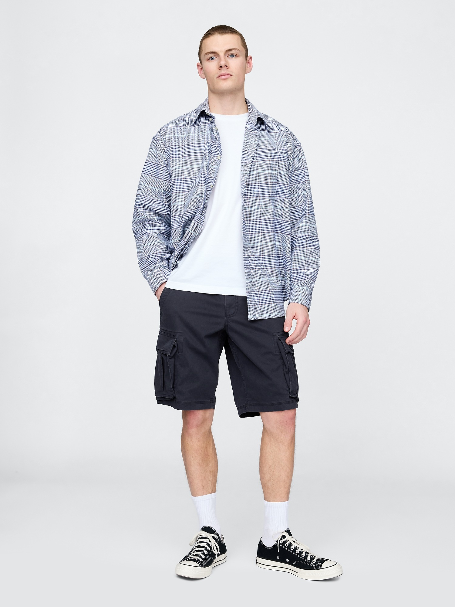 Shop Gap 11" Relaxed Cargo Shorts In Dark Night