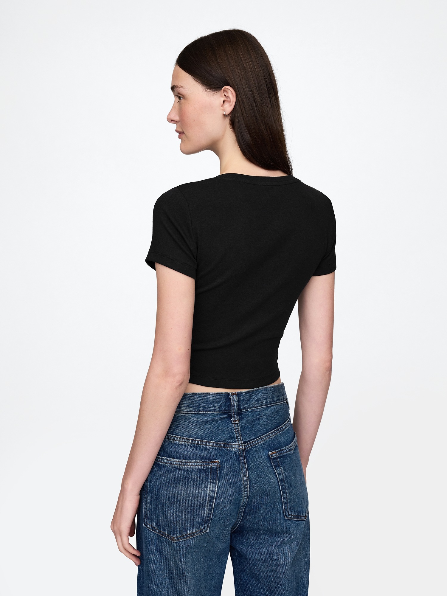 Женская футболка Gap Modern Crop T-Shirt, цвет: Чёрный — фото 3