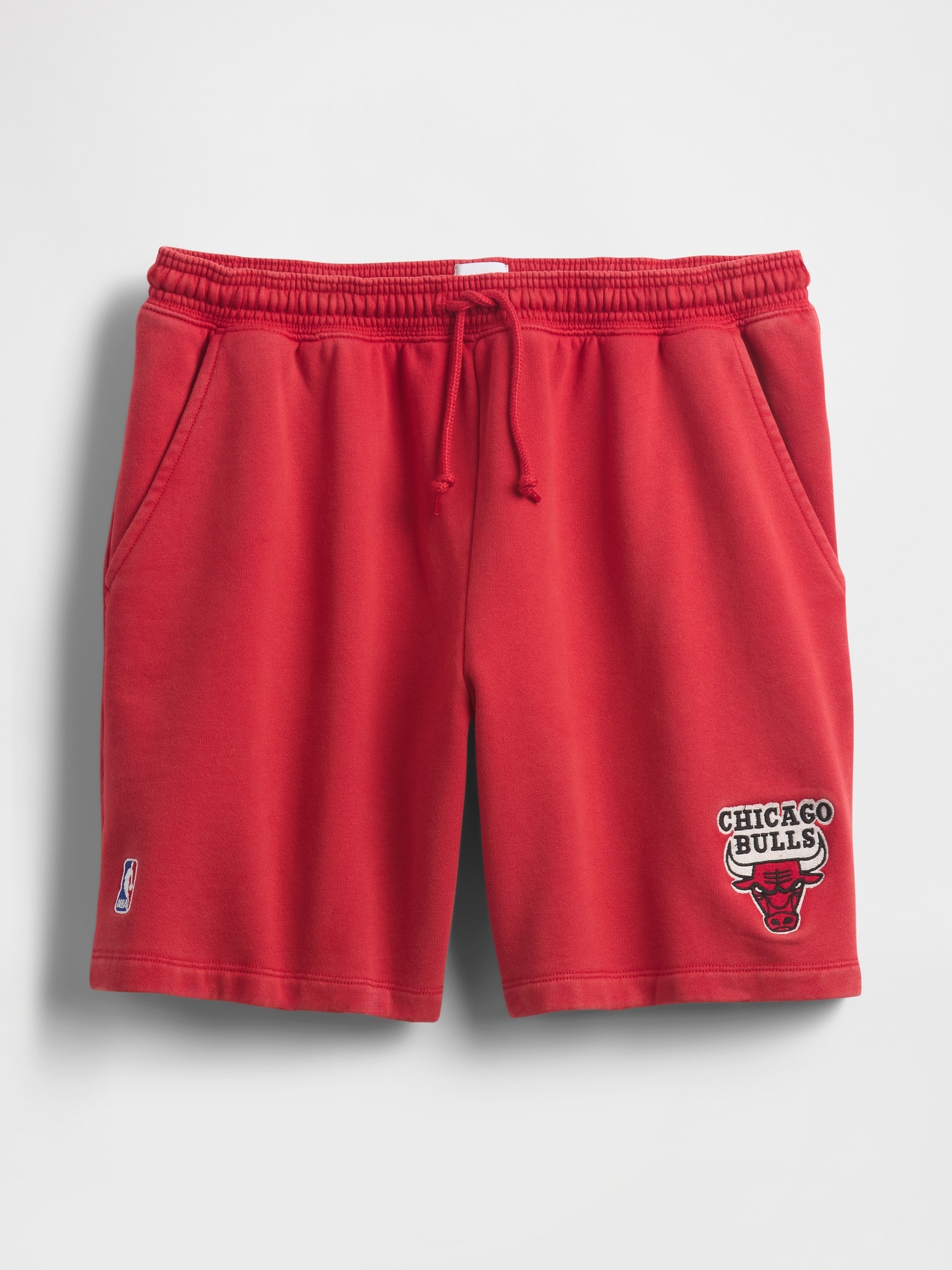 Мужские шорты Gap NBA Los Angeles Lakers Logo Heavyweight Sweat Shorts, цвет: Chicago Bulls — фото 7