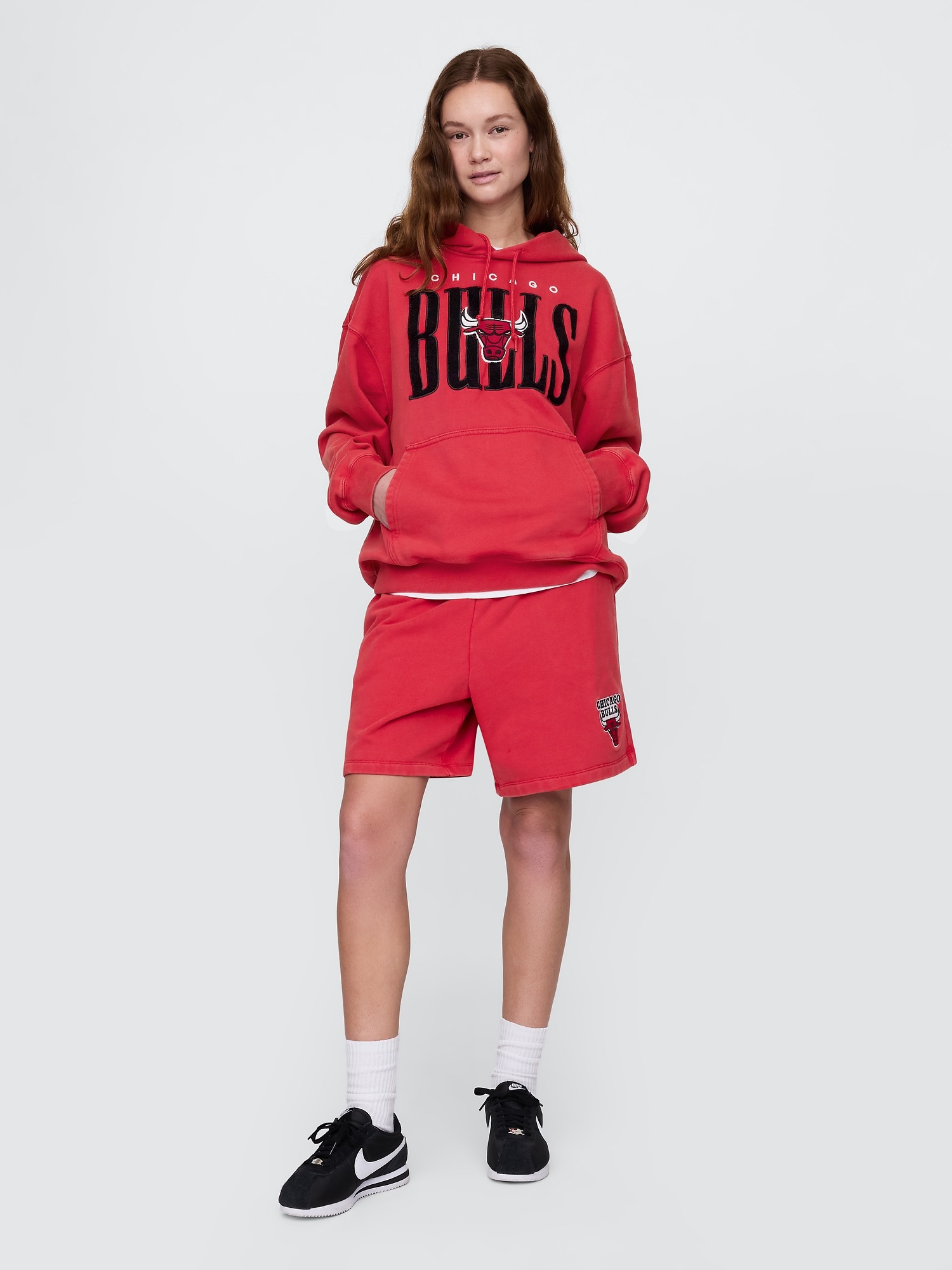 Мужское худи Gap NBA Los Angeles Lakers Logo Heavyweight, цвет: Chicago Bulls — фото 6