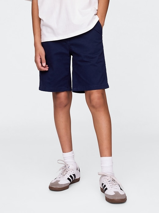 Image number 3 showing, Kids 7" Relaxed Khaki Shorts
