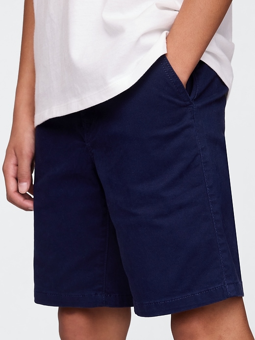 Image number 5 showing, Kids 7" Relaxed Khaki Shorts