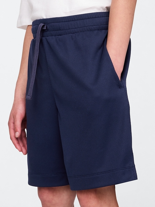 Image number 5 showing, Kids GapFit 6" Recycled Mesh Easy Shorts