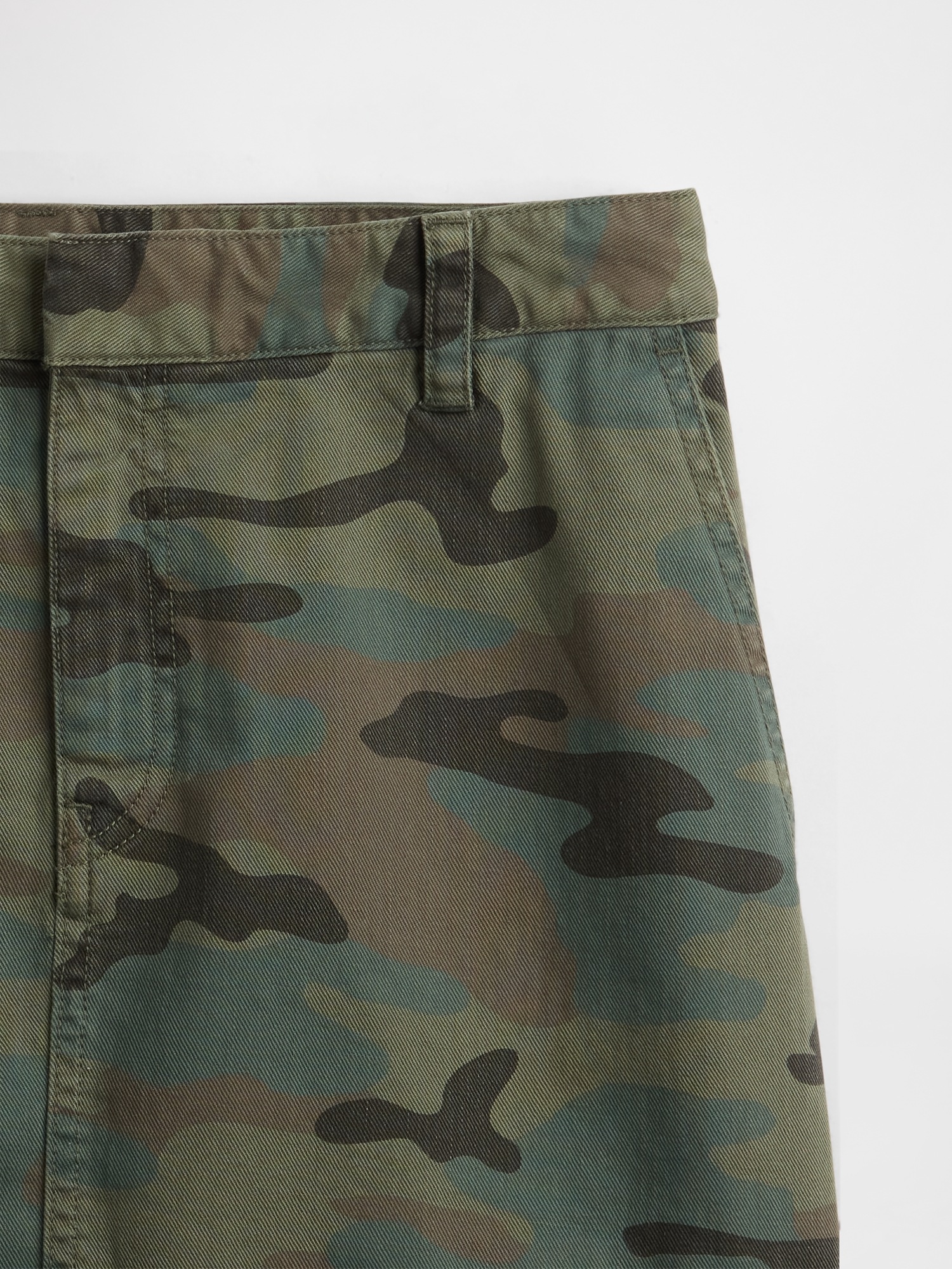 Женские юбки Gap Low Rise Camo Mini Skirt — фото 4