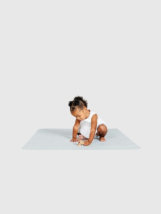 Image number 2 showing, Gathre Mini High Chair Mat