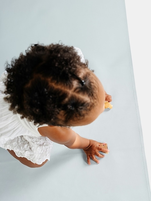 Image number 4 showing, Gathre Mini High Chair Mat