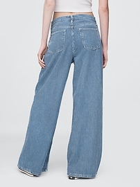 Mid Rise Camo Baggy Jeans