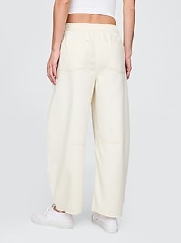 Mid Rise UltraSoft Easy Horseshoe Jeans