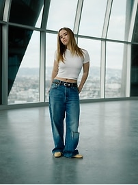 Modern Cropped T-Shirt