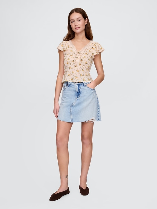 Image number 3 showing, Lace-Trim Floral Top