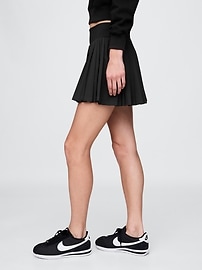 GapFit Pleated Exercise Skort