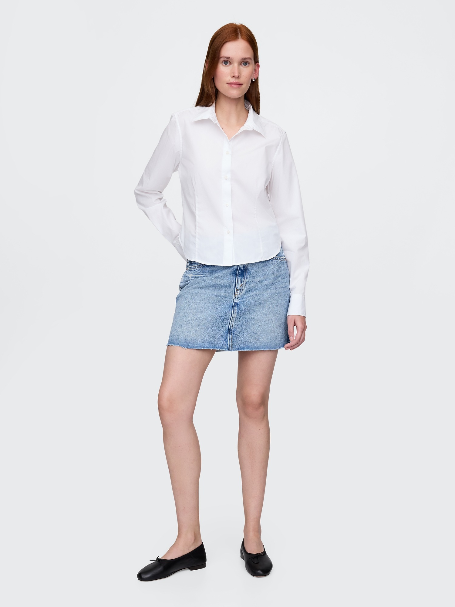 Женская рубашка Gap Organic Cotton Fitted Crop Shirt, цвет: Оптический белый — фото 3