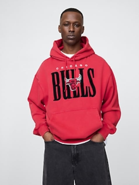 NBA Chicago Bulls Logo Heavyweight Hoodie