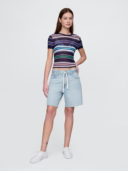 Image number 1 showing, 8" Mid Rise '90s Loose Denim Bermuda Shorts