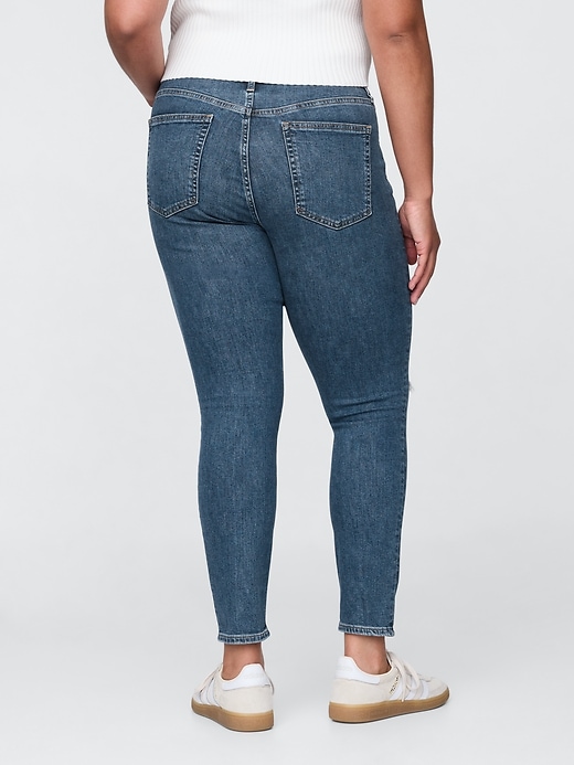 Image number 7 showing, High Rise True Skinny Jeans