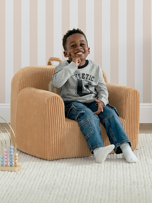 Image number 3 showing, babyGap Ribbed Velour Logo Foam Chair