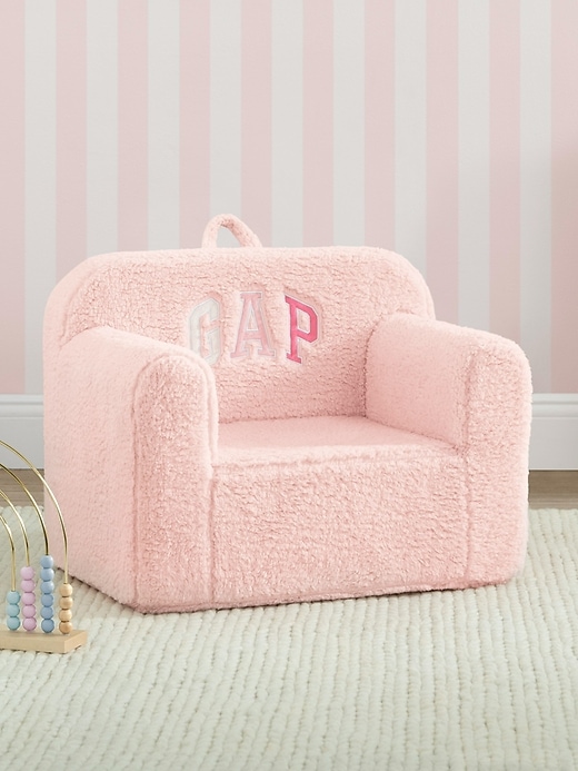 Image number 2 showing, babyGap Sherpa Logo Foam Chair