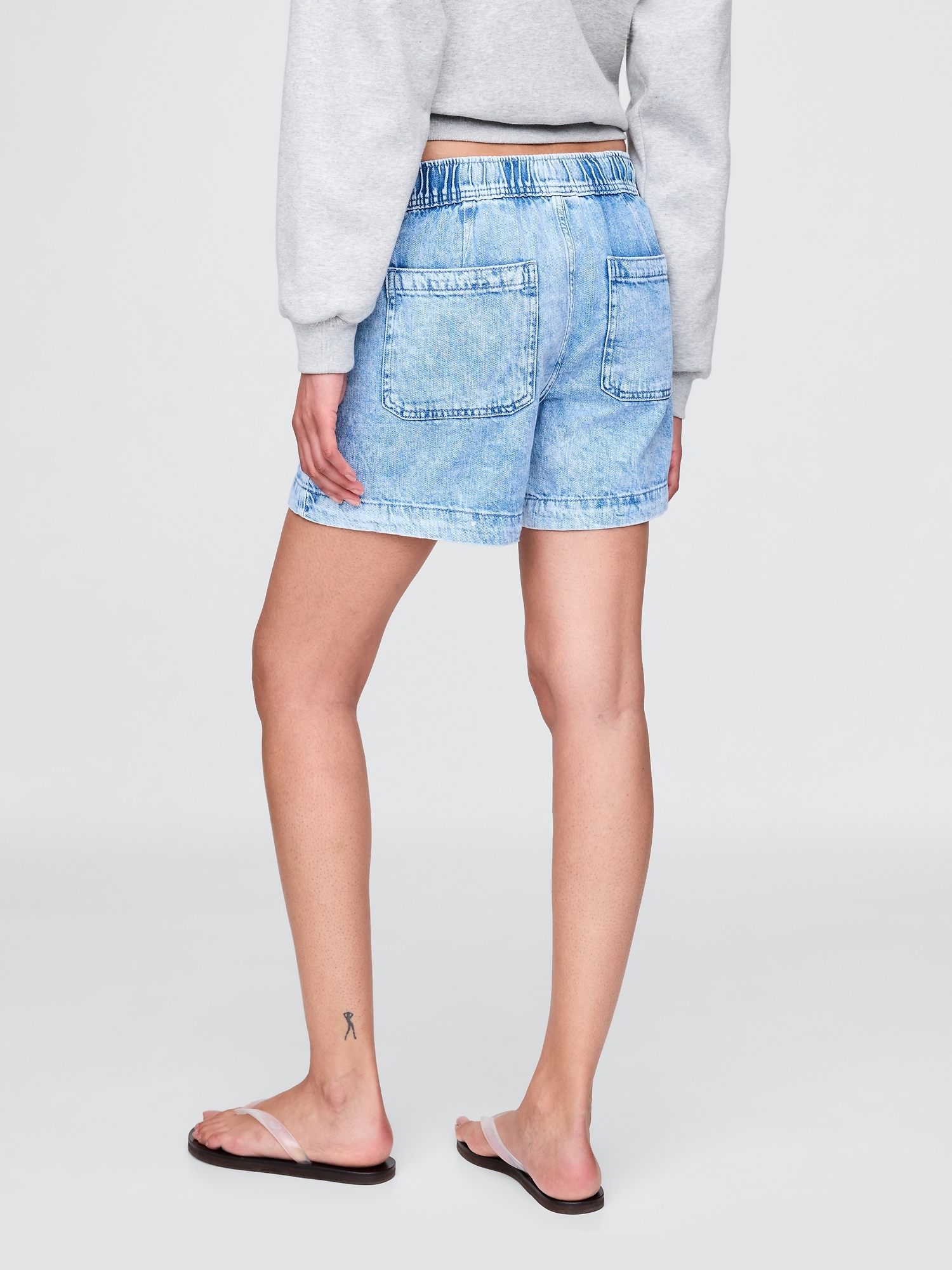 Женские шорты Gap Easy Denim Shorts, цвет: Светлый индиго — фото 4